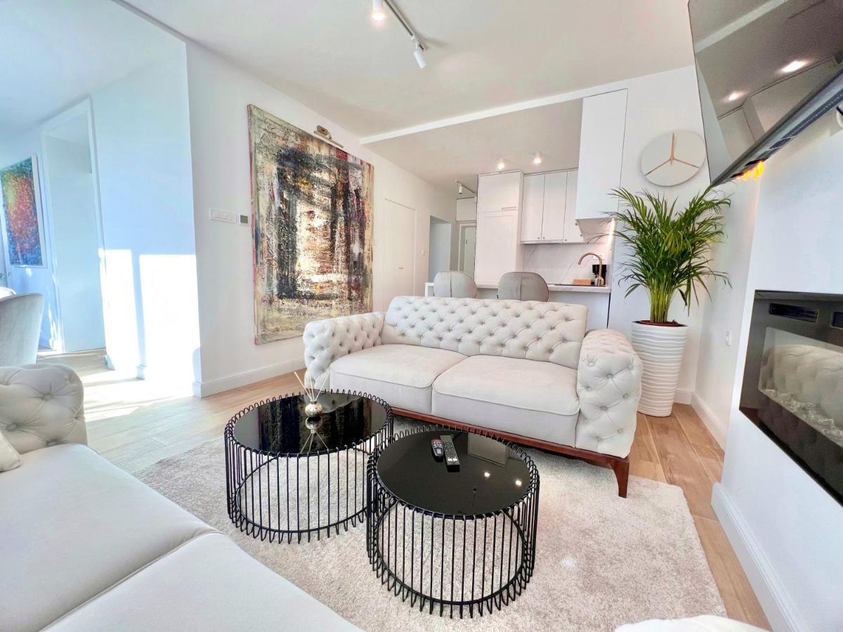 Apartment Velvet - Free Private Garage Дубровник Экстерьер фото